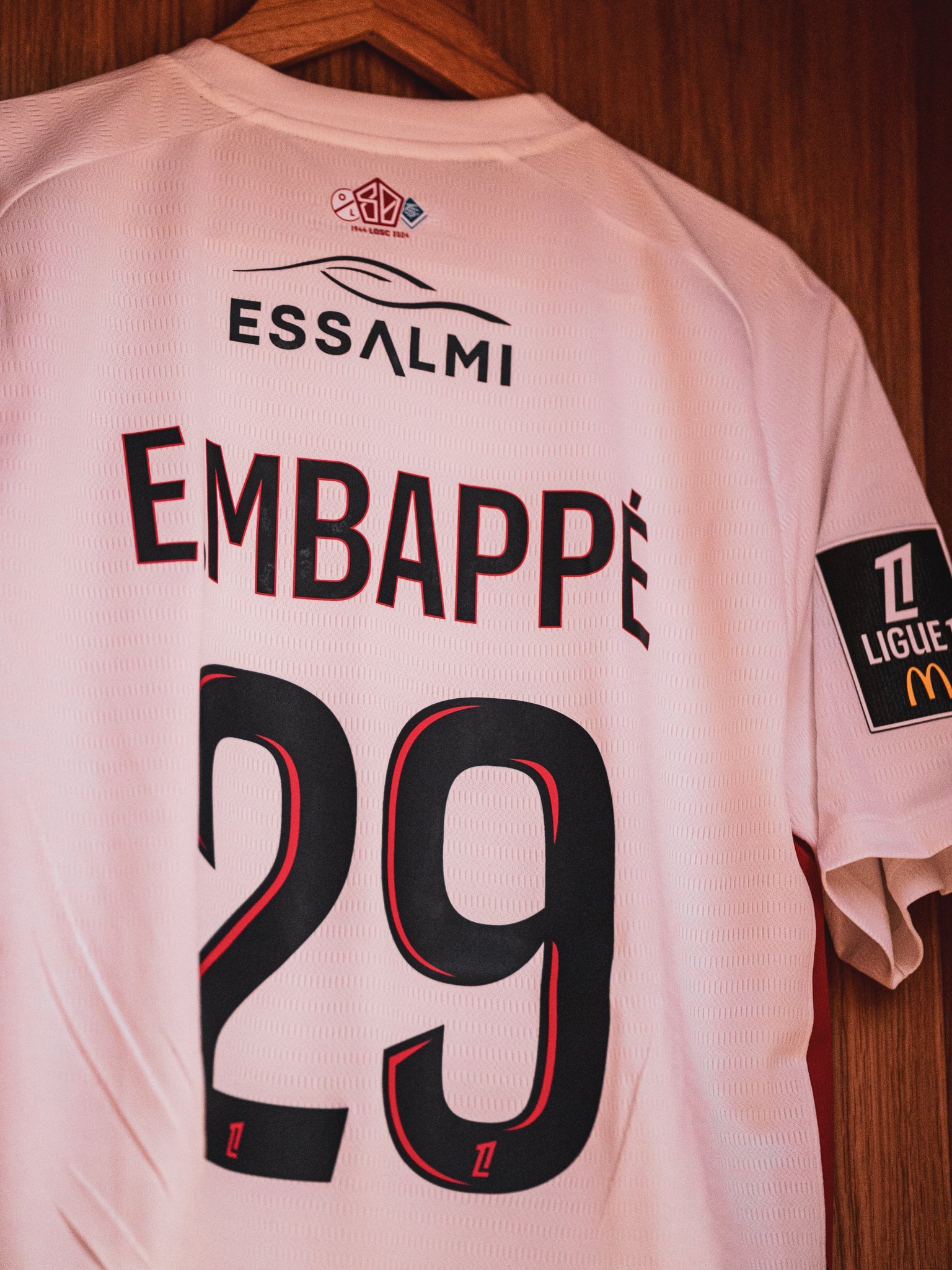 榜首对决，巴黎圣日耳曼力克里尔的简单介绍