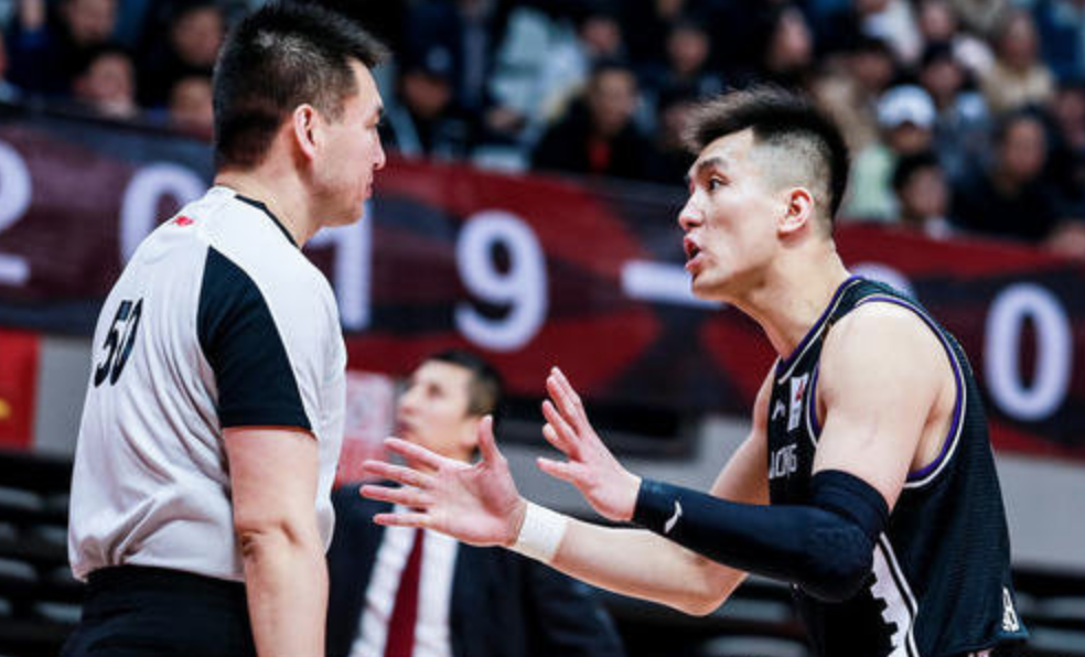 湖北队三分命中率高，取得关键胜利的简单介绍