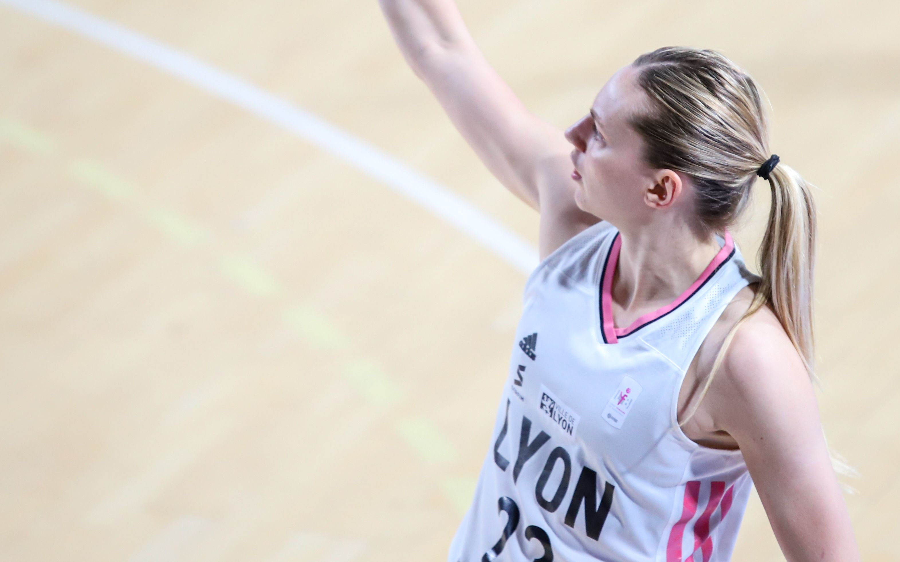 Ning迎来十五赛季高光表现，G2球迷沸腾！